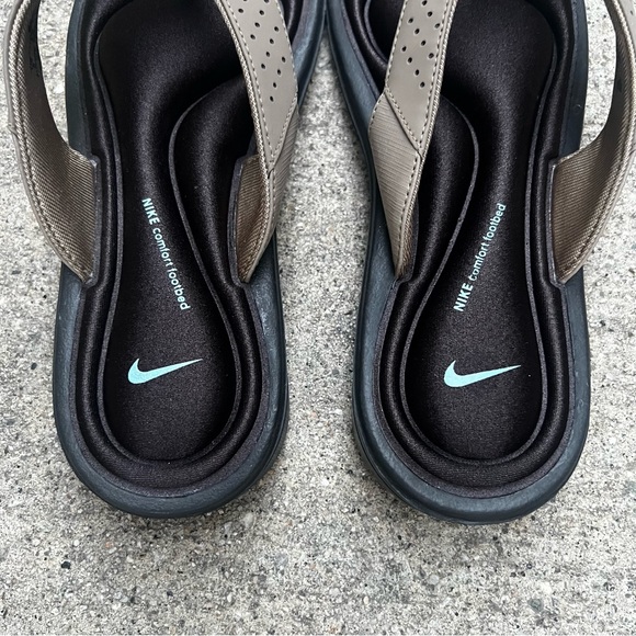 WMNS NIKE COMFORT THONG KHAKI PALE BLUE BLACK WHITE FOOTBEDS FOOT BED - Picture 13 of 15